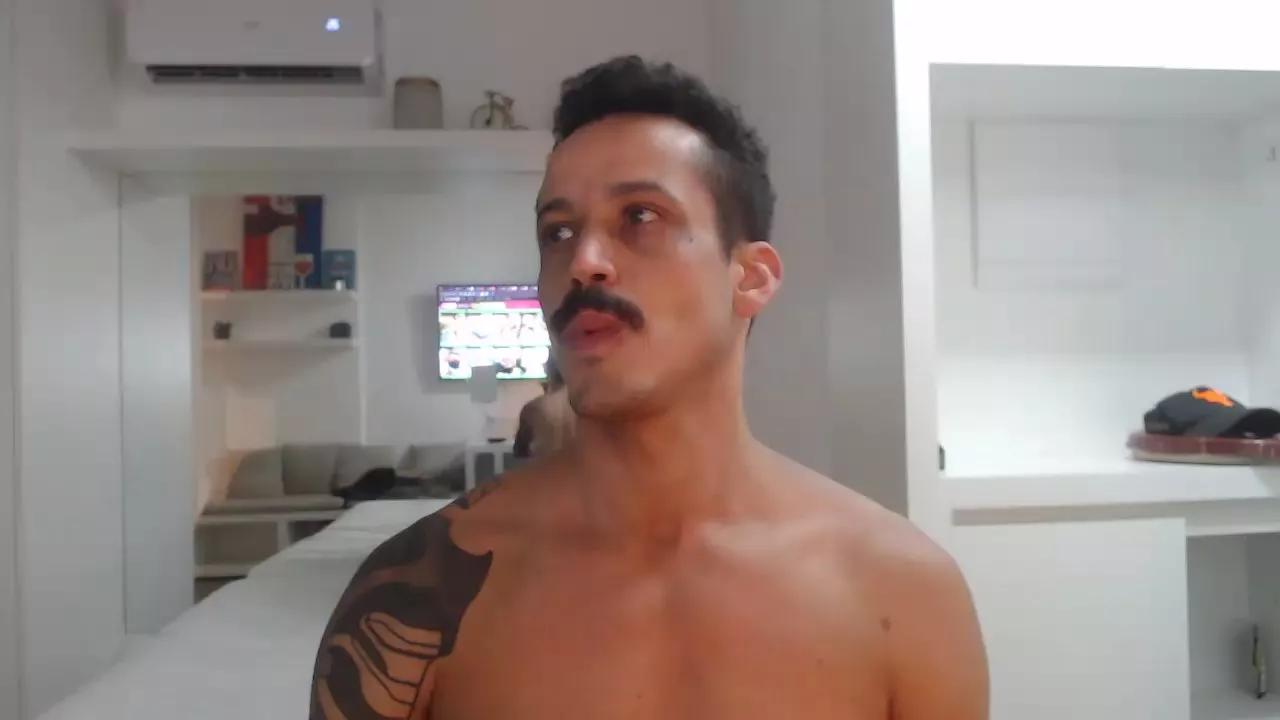 GATOXXLBR on Cam4 