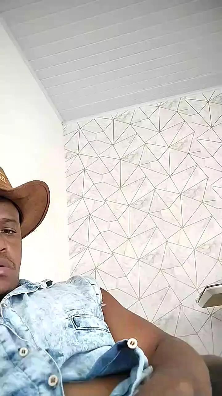 george660 on Cam4 