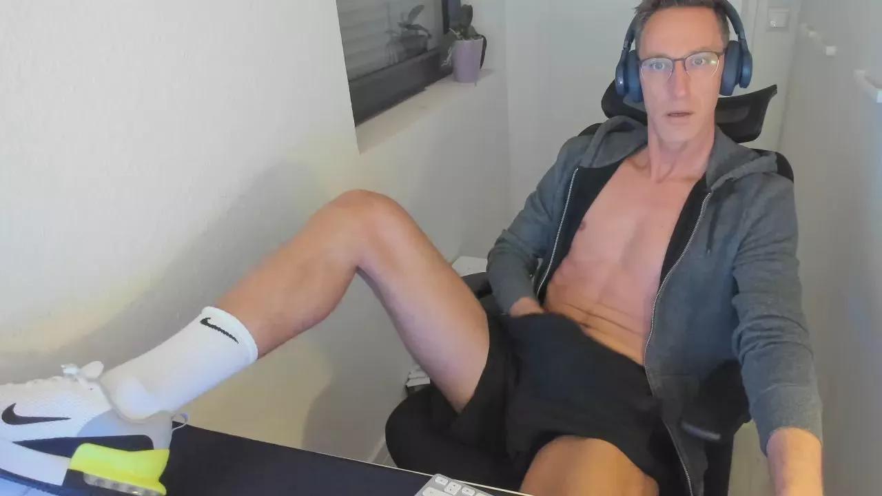 ger_gayman1983 on Cam4 