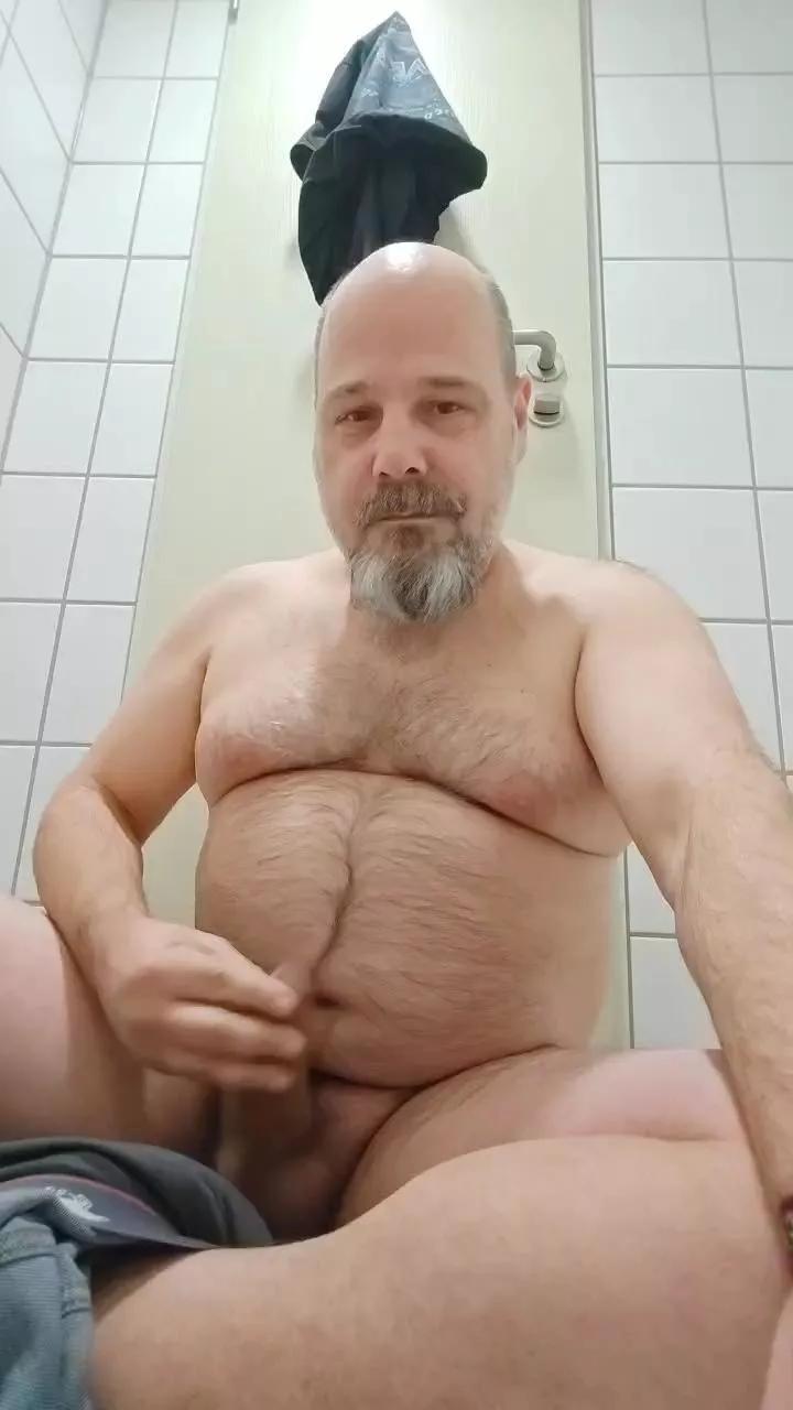 german_9inch on Cam4 