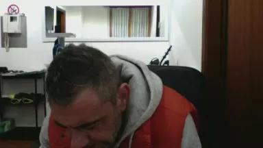 giangibus2 on Cam4 