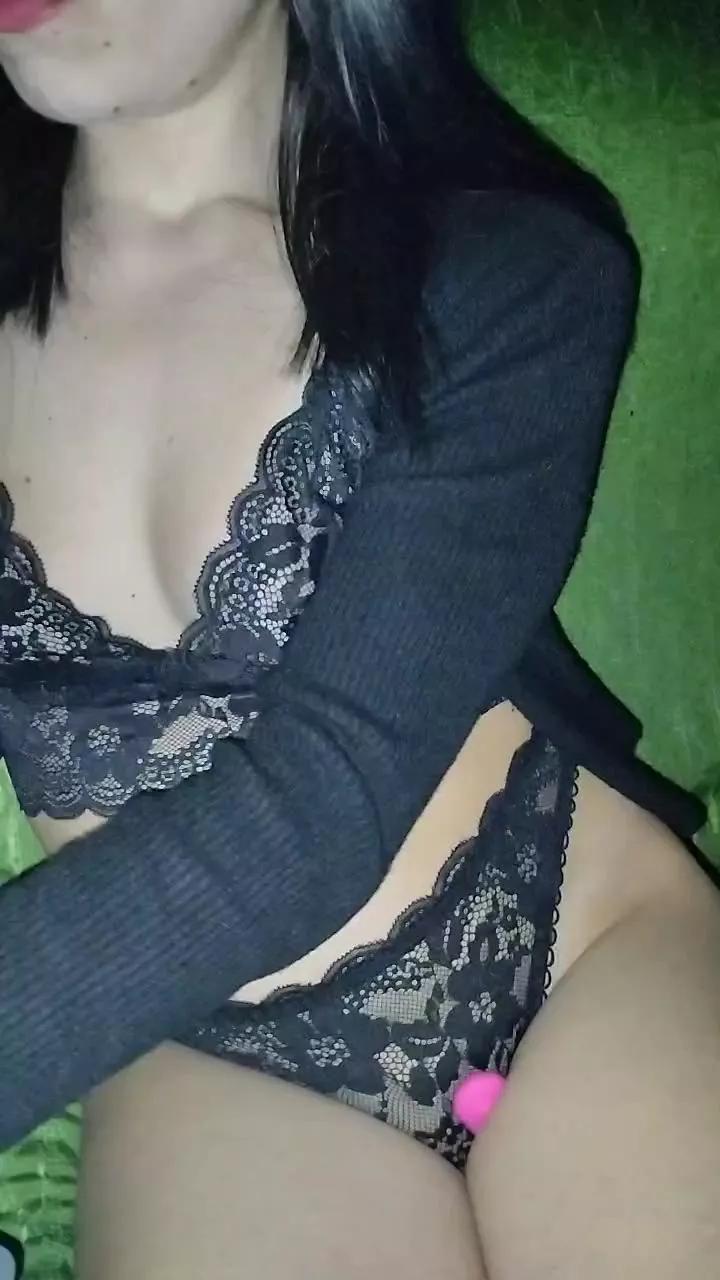 Giorgia981 on Cam4 