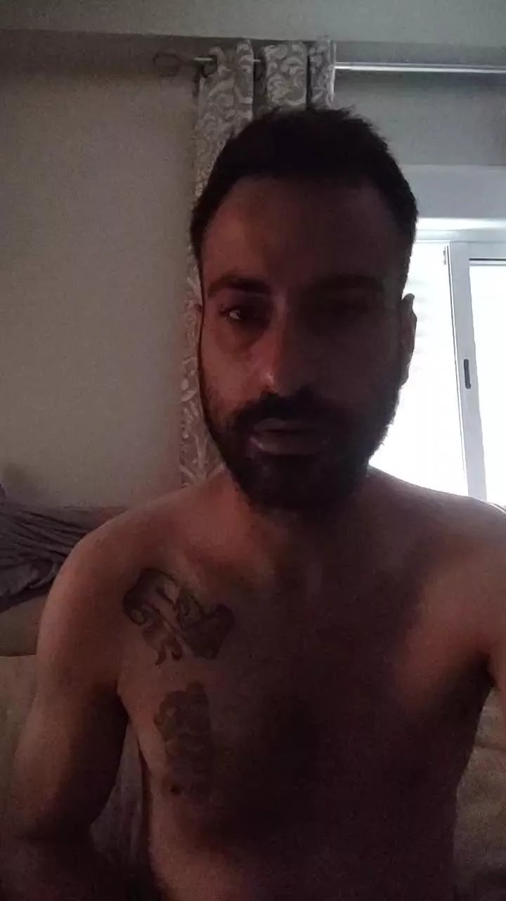 Offline Gitanito29 on Cam4