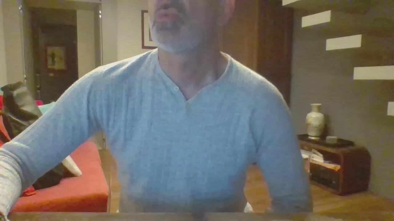 gmn70 on Cam4 