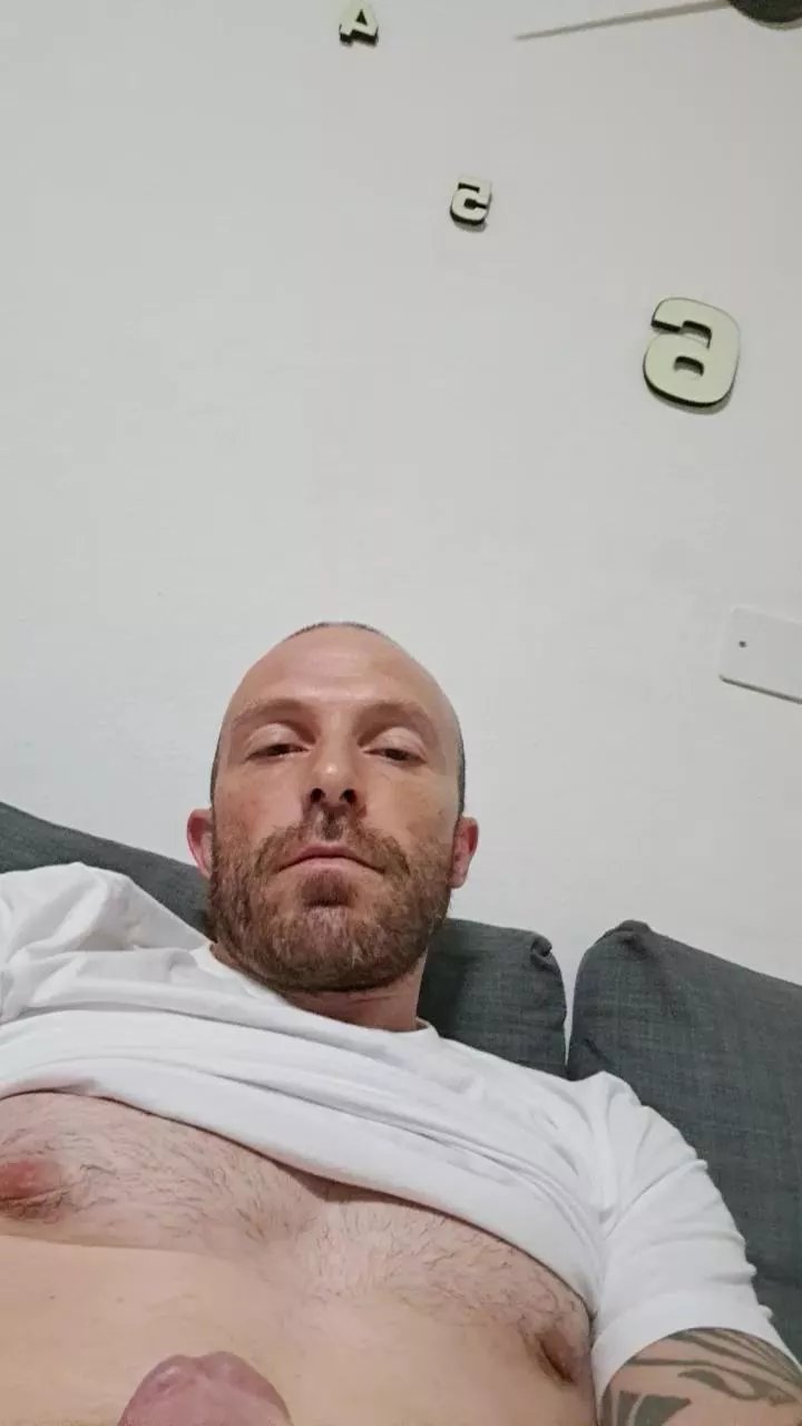 Offline Gnaro90 on Cam4