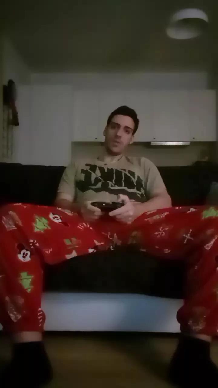 guardami02 on Cam4 