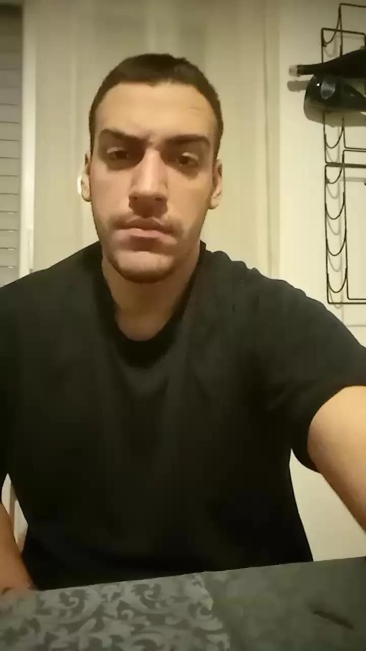 guardami02 on Cam4 