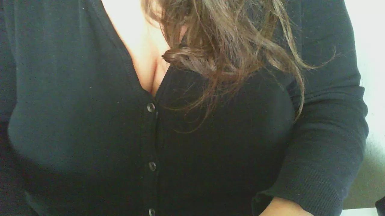 Gurke_Melone on Cam4 