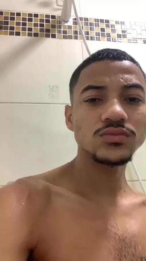 Gustavoalves22 on Cam4 