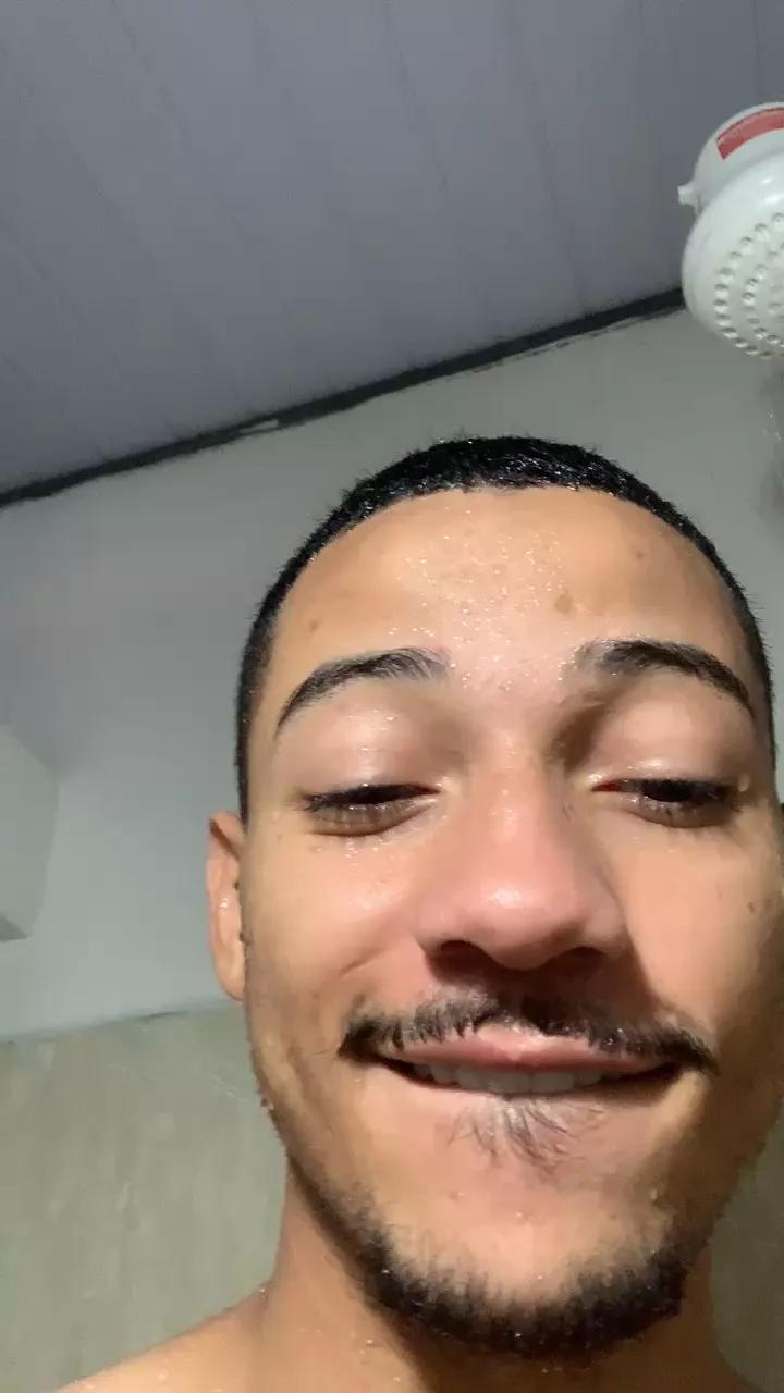 Gustavoalves22 on Cam4 