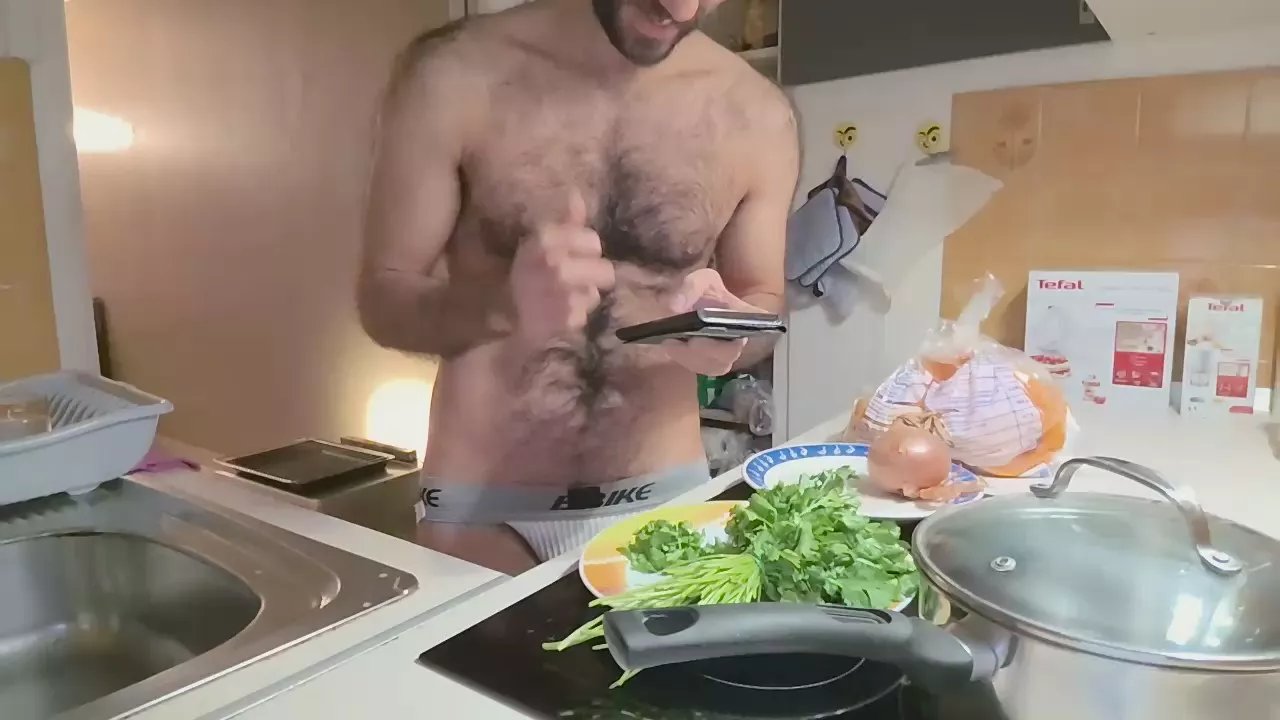 Offline Hairy_sexy_man on Cam4