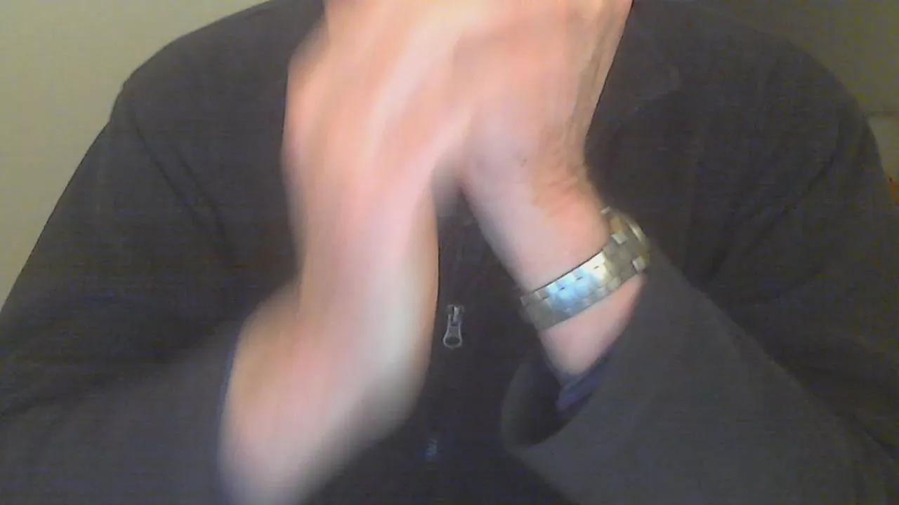 hairybull on Cam4 