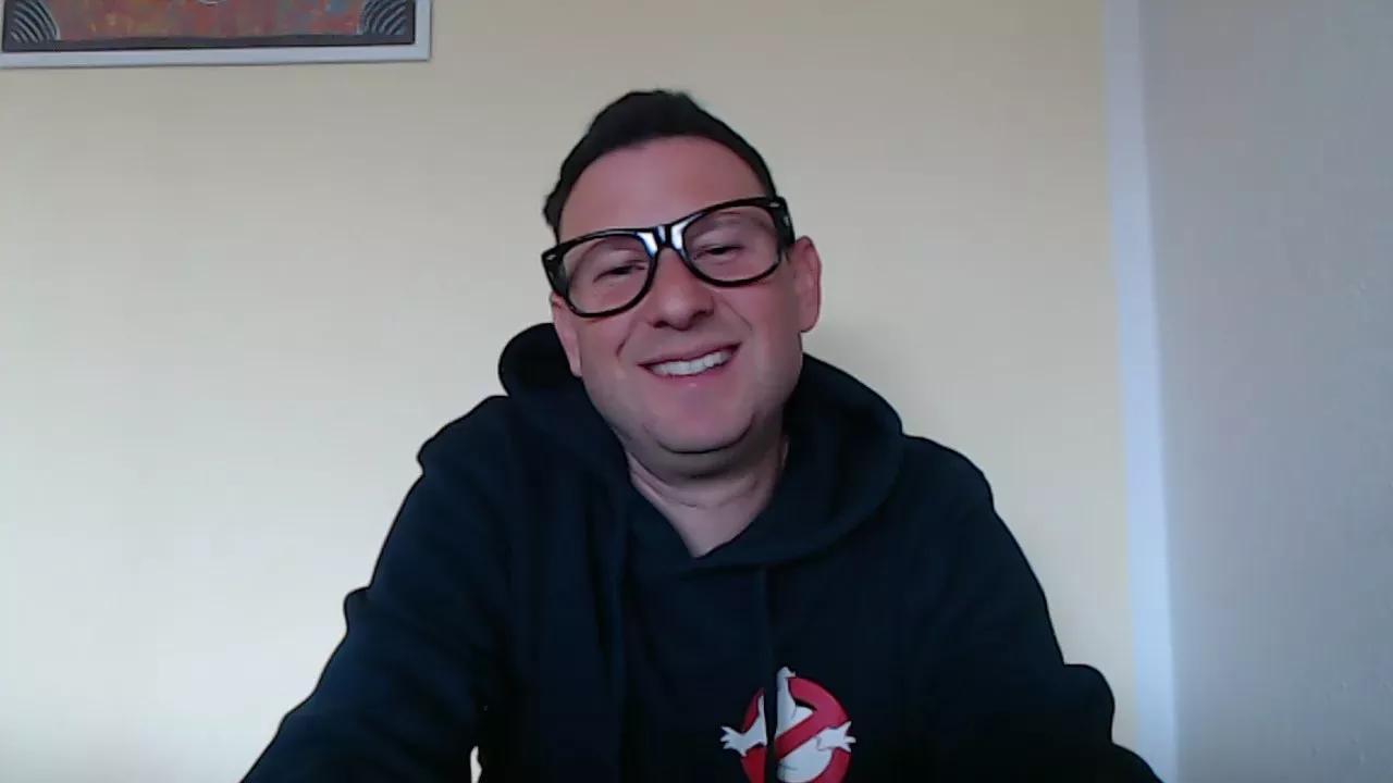 HandsomeGuy1983 on Cam4 
