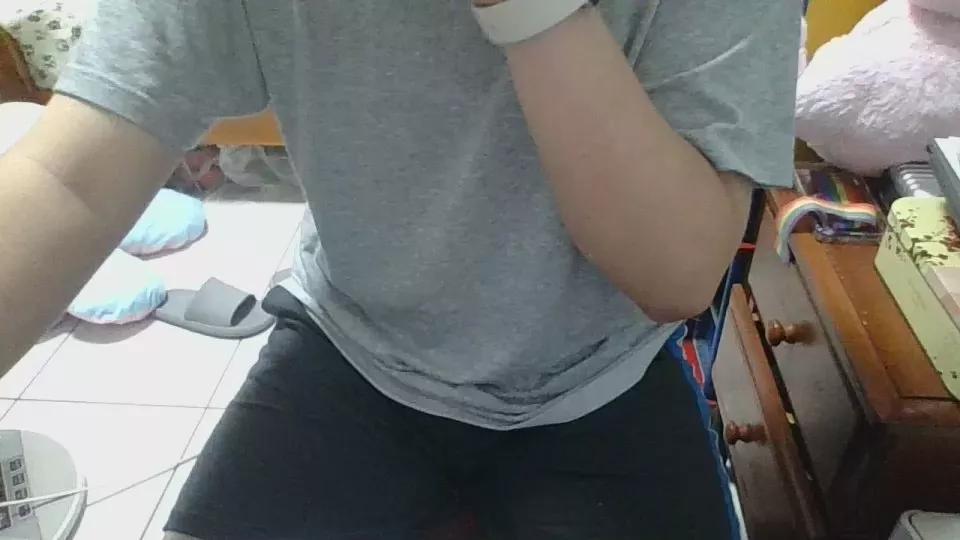 Happyboy708 on Cam4 