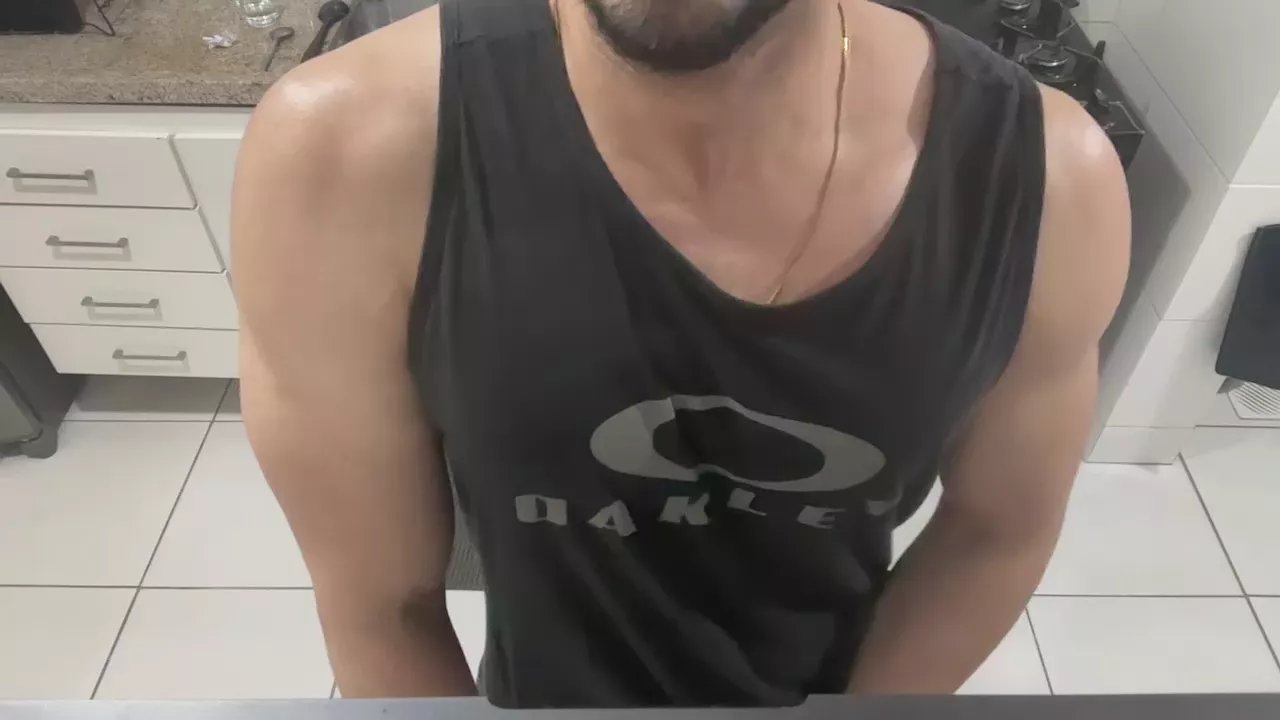 Offline harken_daz2 on Cam4