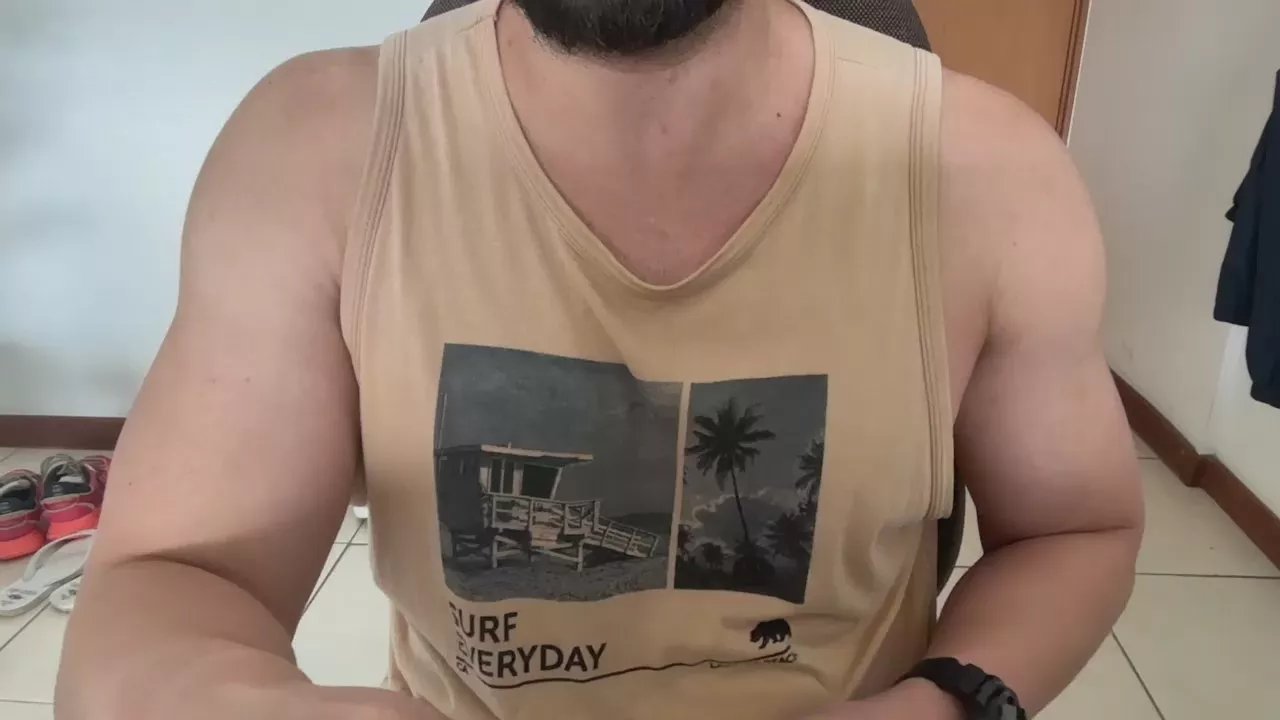 Offline harken_daz2 on Cam4