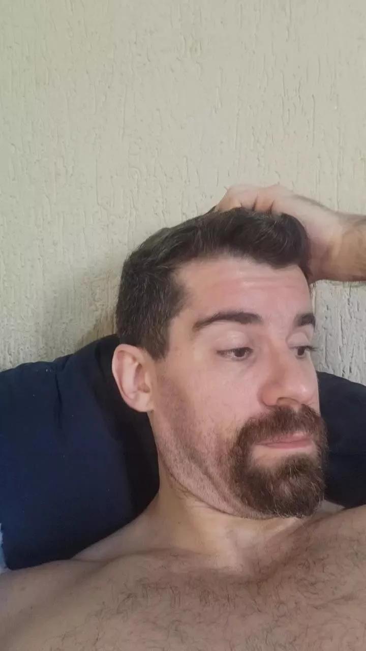 horneydaddysp41 on Cam4 