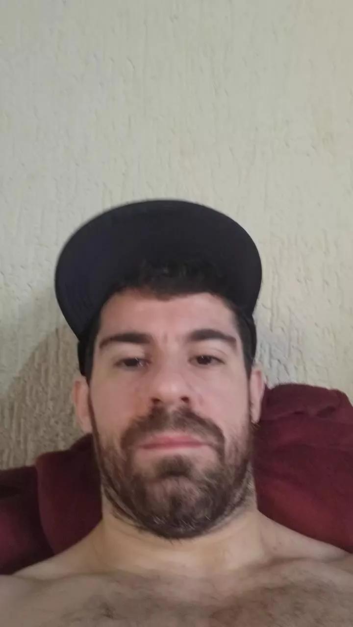 horneydaddysp41 on Cam4 