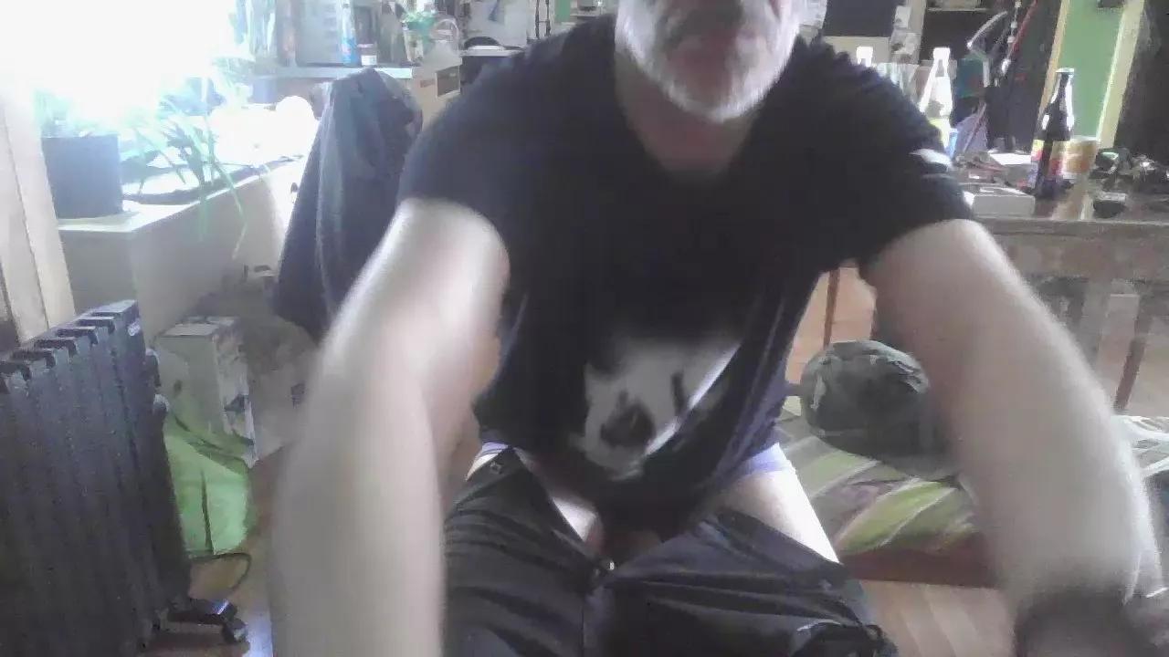 hornybigerman76 on Cam4 