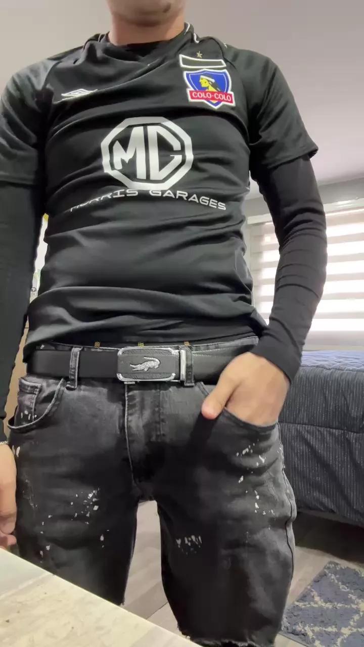 Hot19a on Cam4 