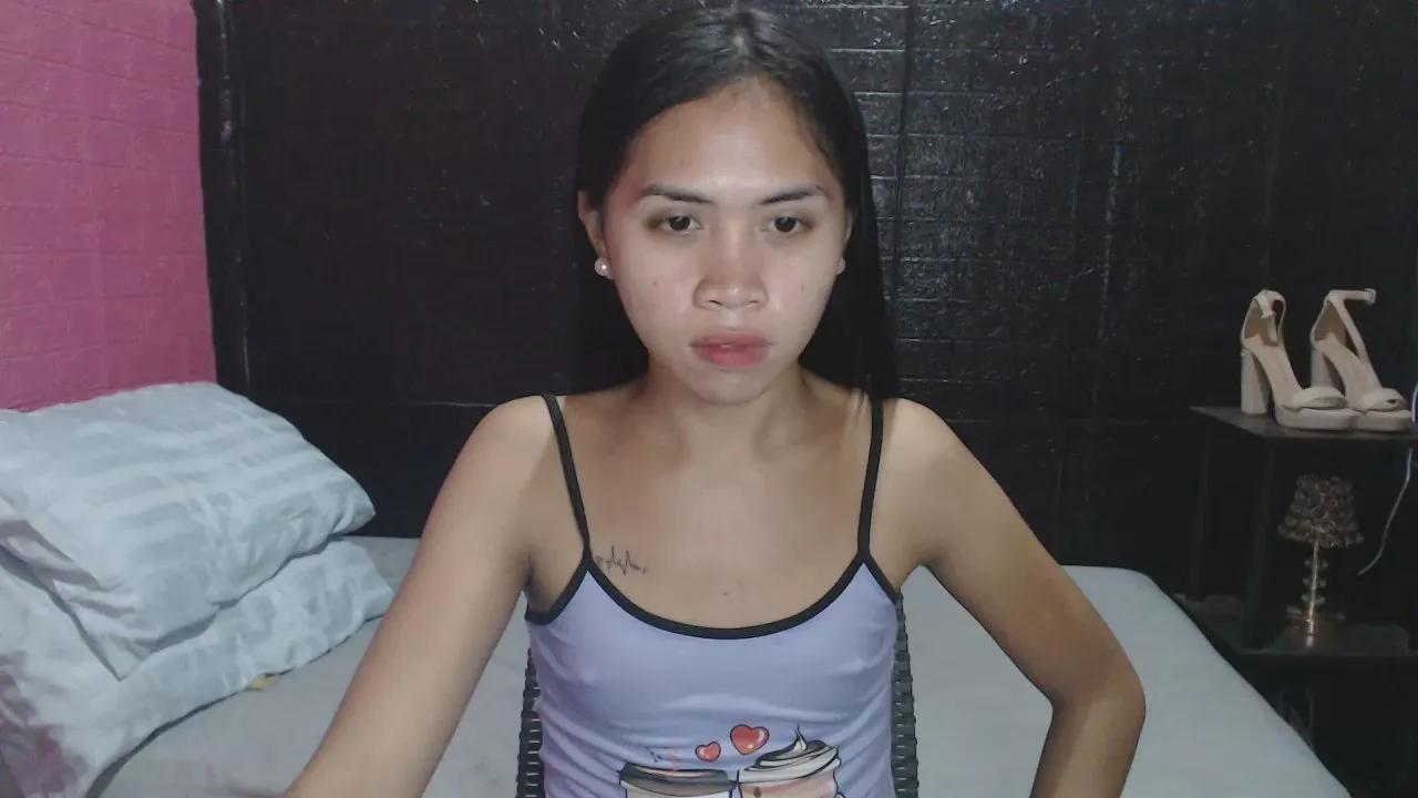 Hot_innocent on Cam4 