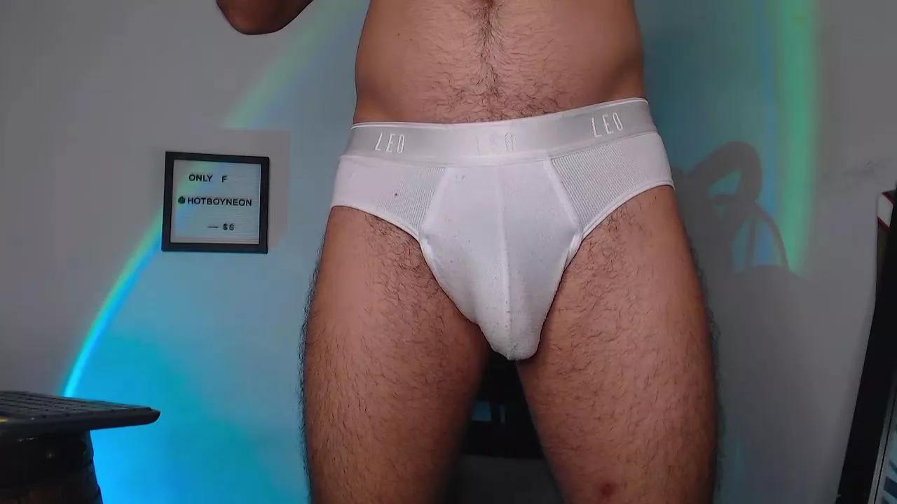 hotboyneon49 on Cam4 