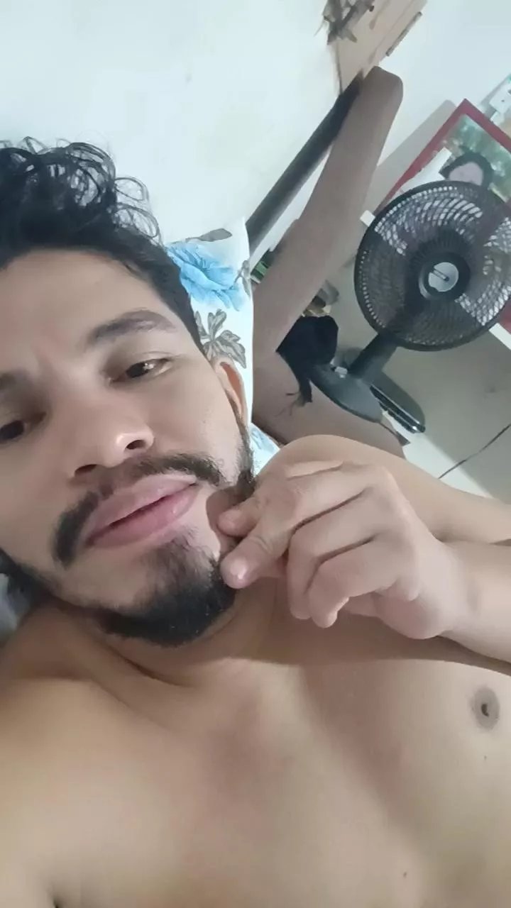 Offline Ielriscam on Cam4