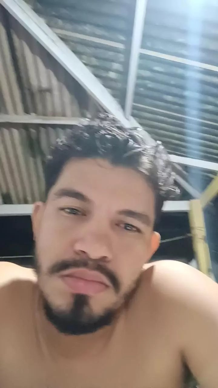 Offline Ielriscam on Cam4