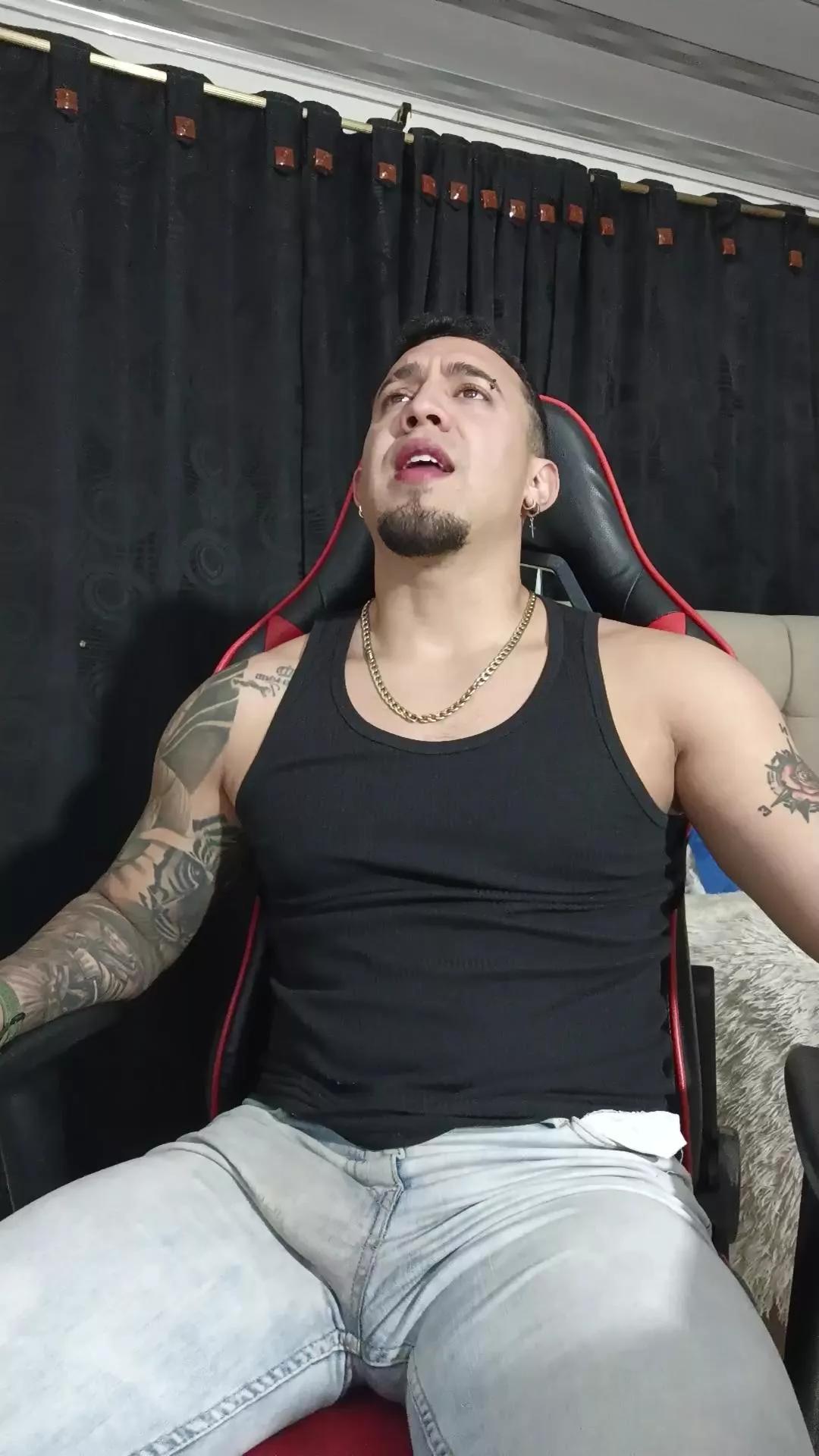 Im_massimo777 on Cam4 