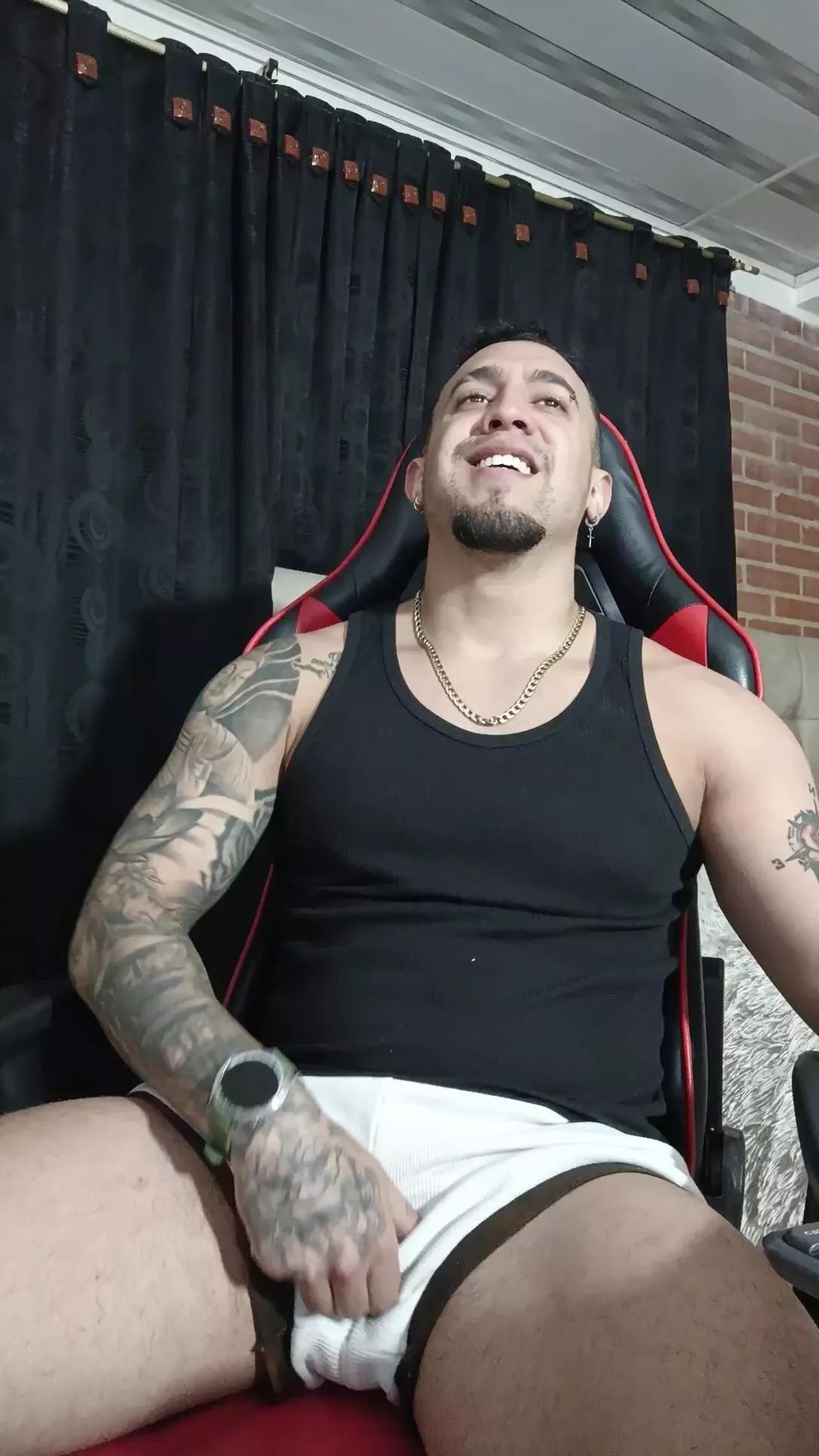 Im_massimo777 on Cam4 