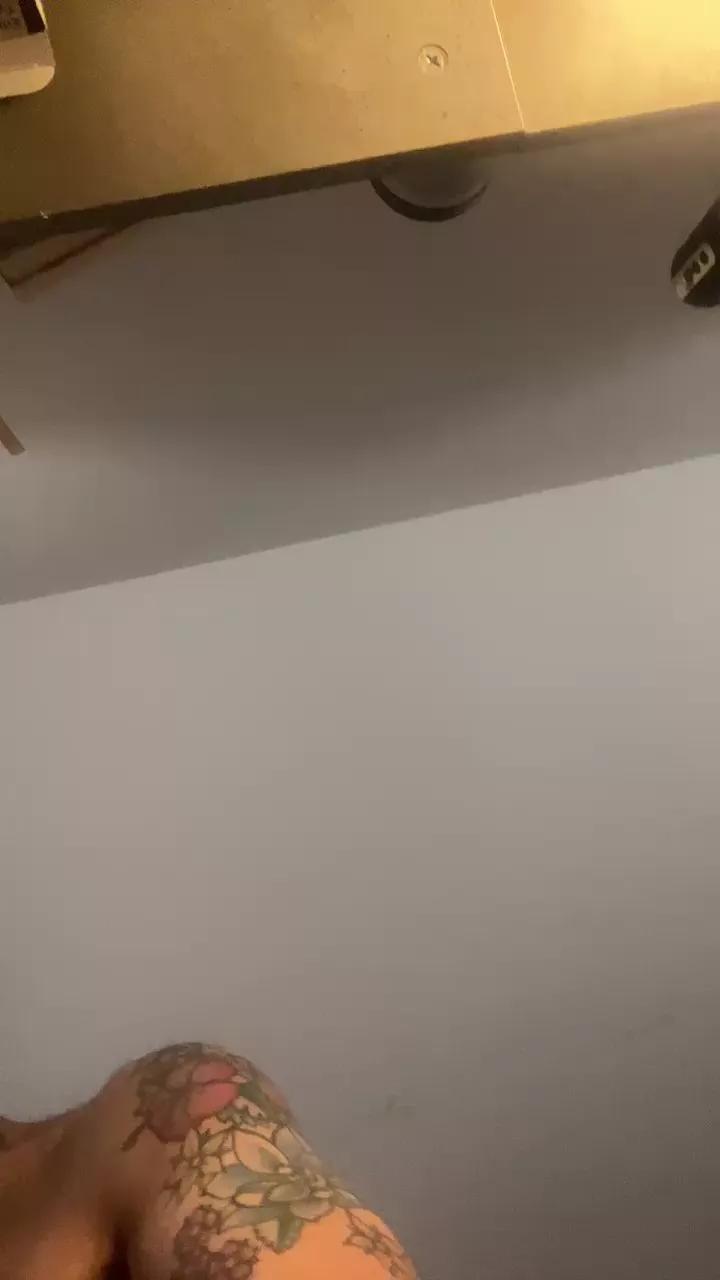 Infestacon on Cam4 