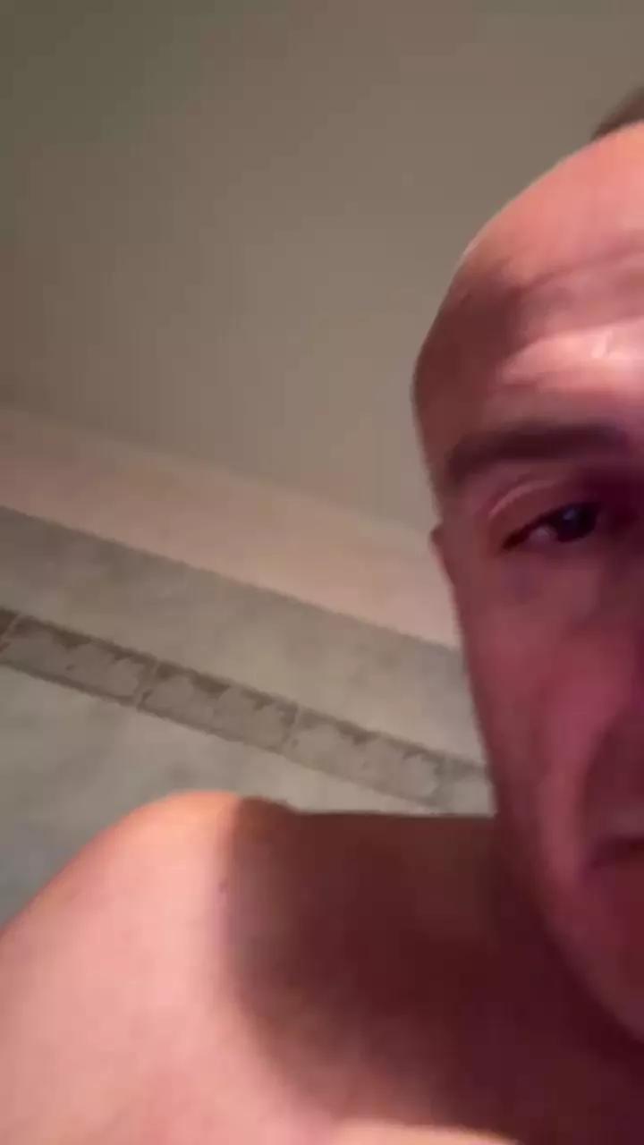 Intriganteevo on Cam4 