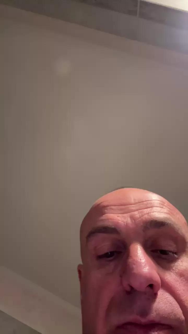 Intriganteevo on Cam4 