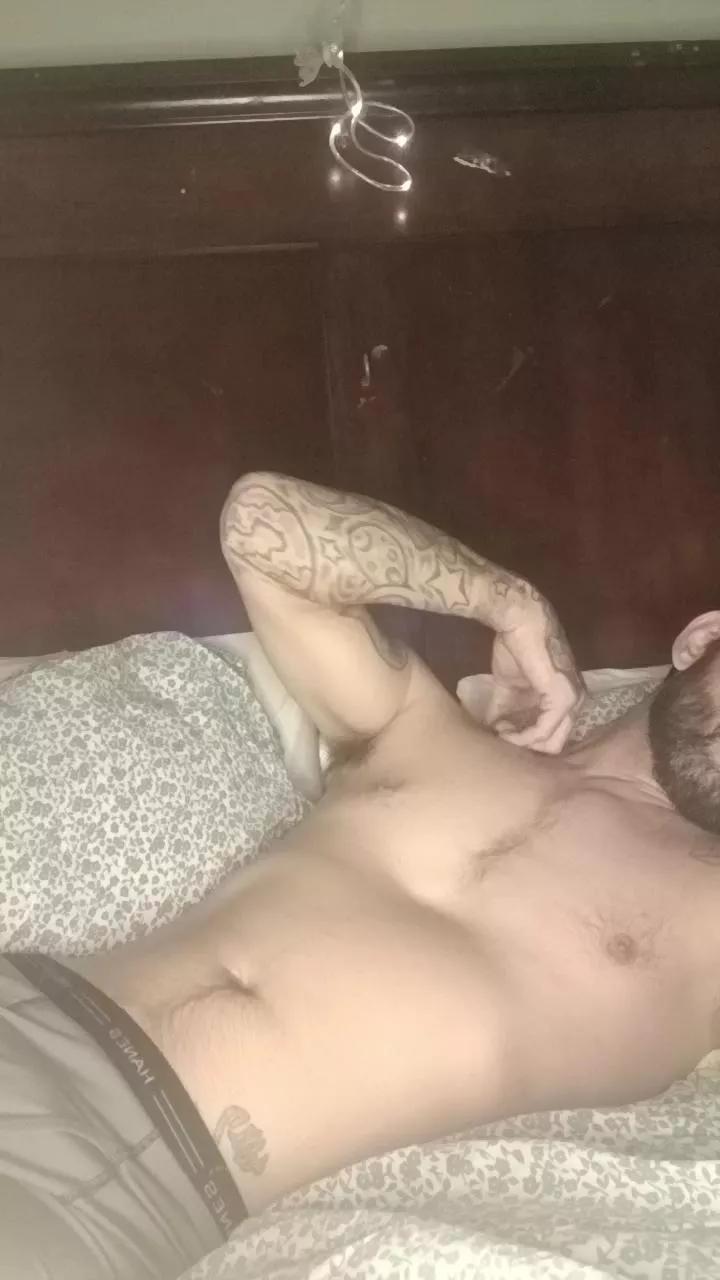 Itzmeebaby on Cam4 