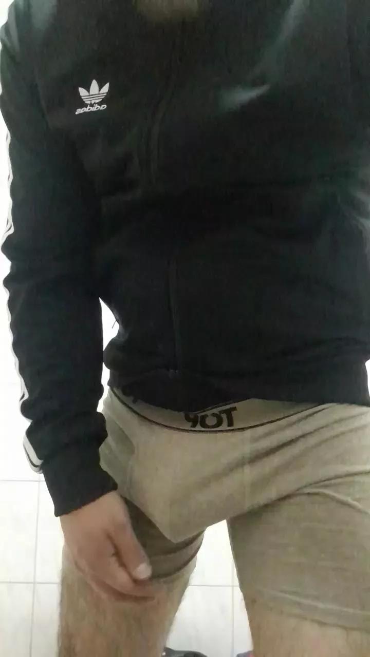 Ivan2727a on Cam4 