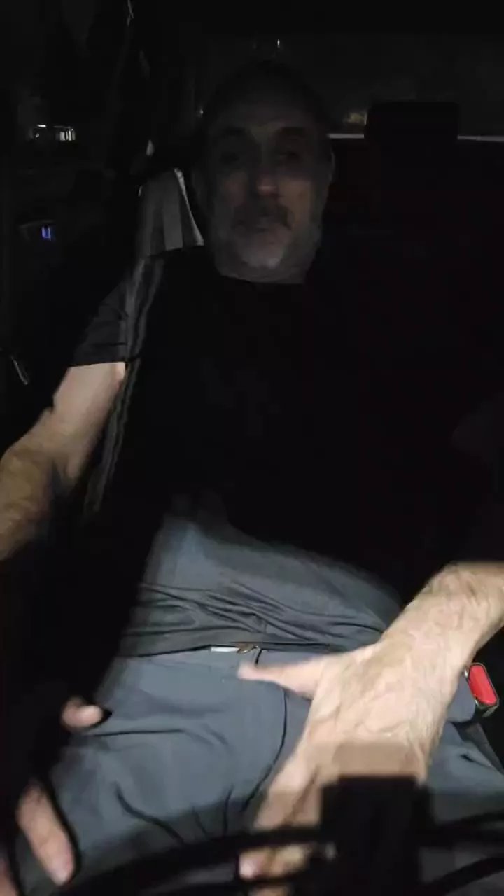 Offline Jaywillpla_y on Cam4