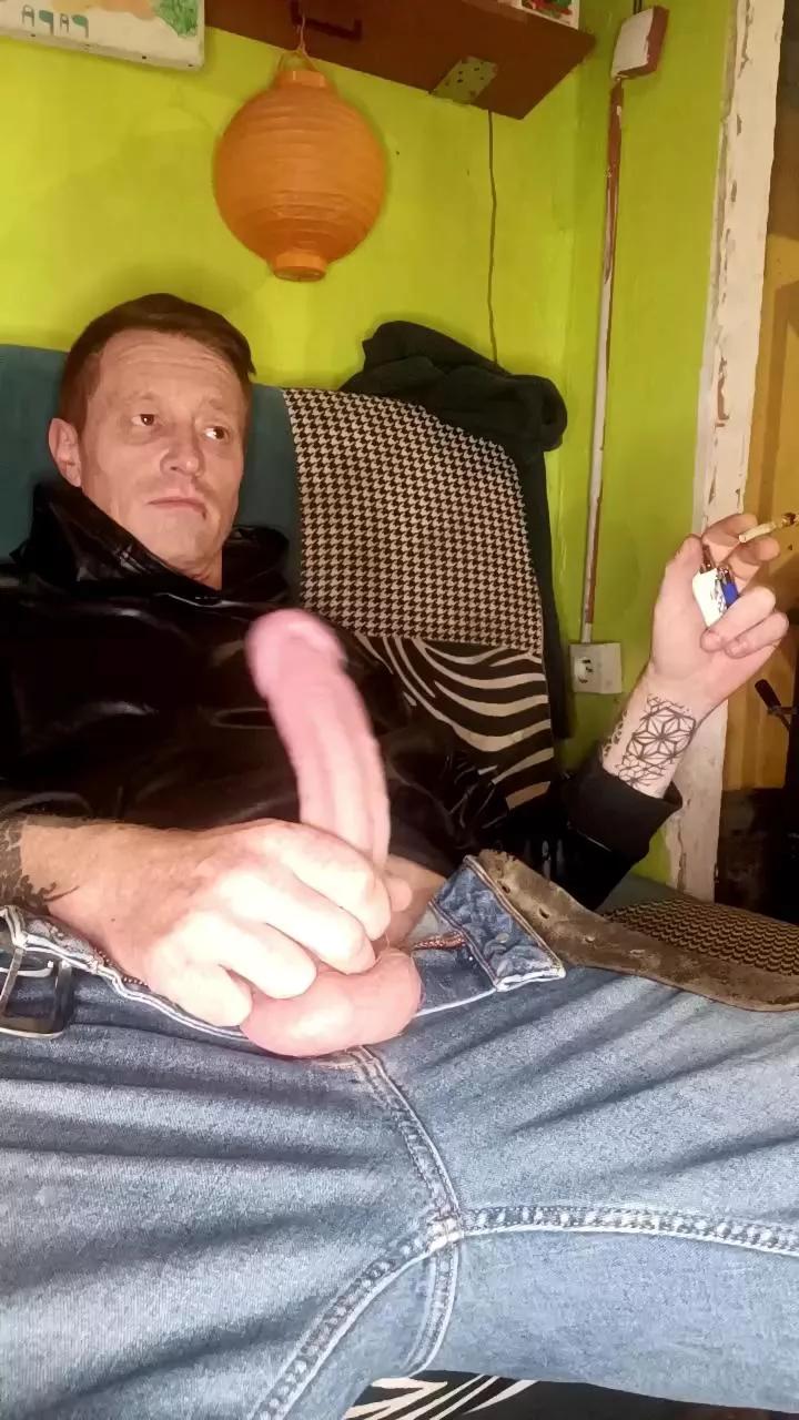 jef34 on Cam4 
