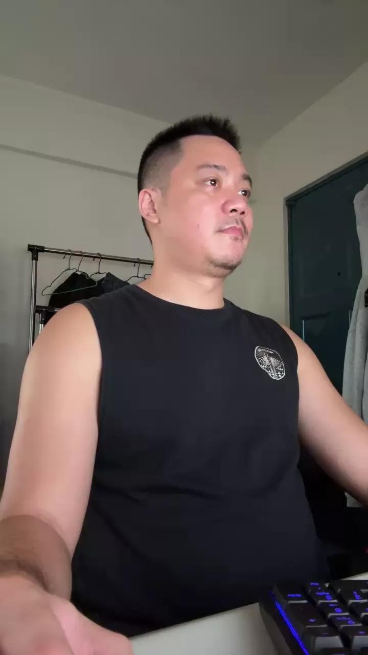 ji3g4g3x96aj3 on Cam4 