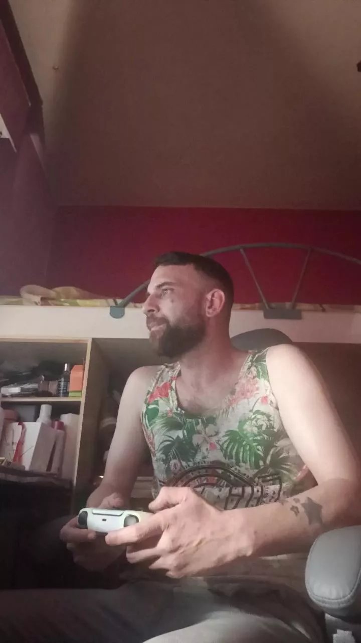 Offline Joni20cm on Cam4