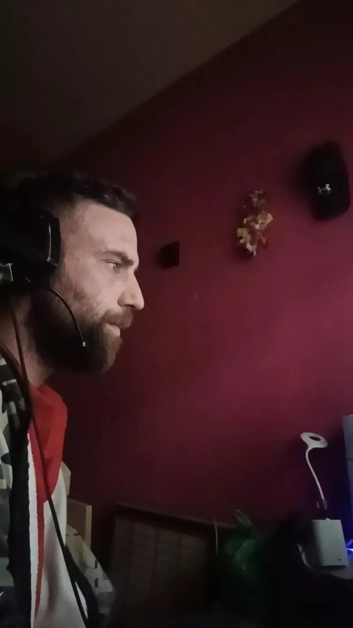 Offline Joni20cm on Cam4