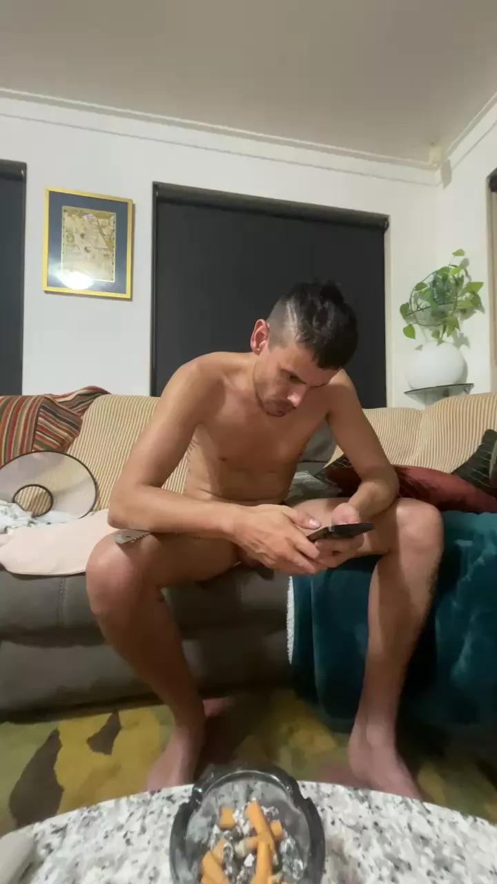 jonjonespwns on Cam4 