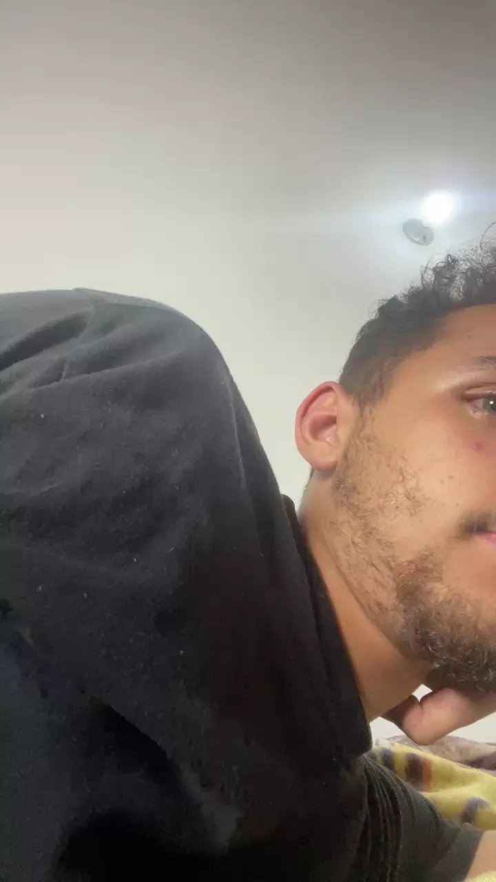 Offline jorgeeeeeeeeee on Cam4