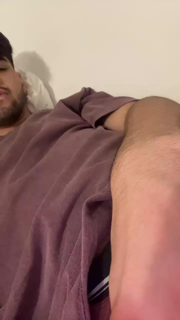 Jovencitobcn21 on Cam4 