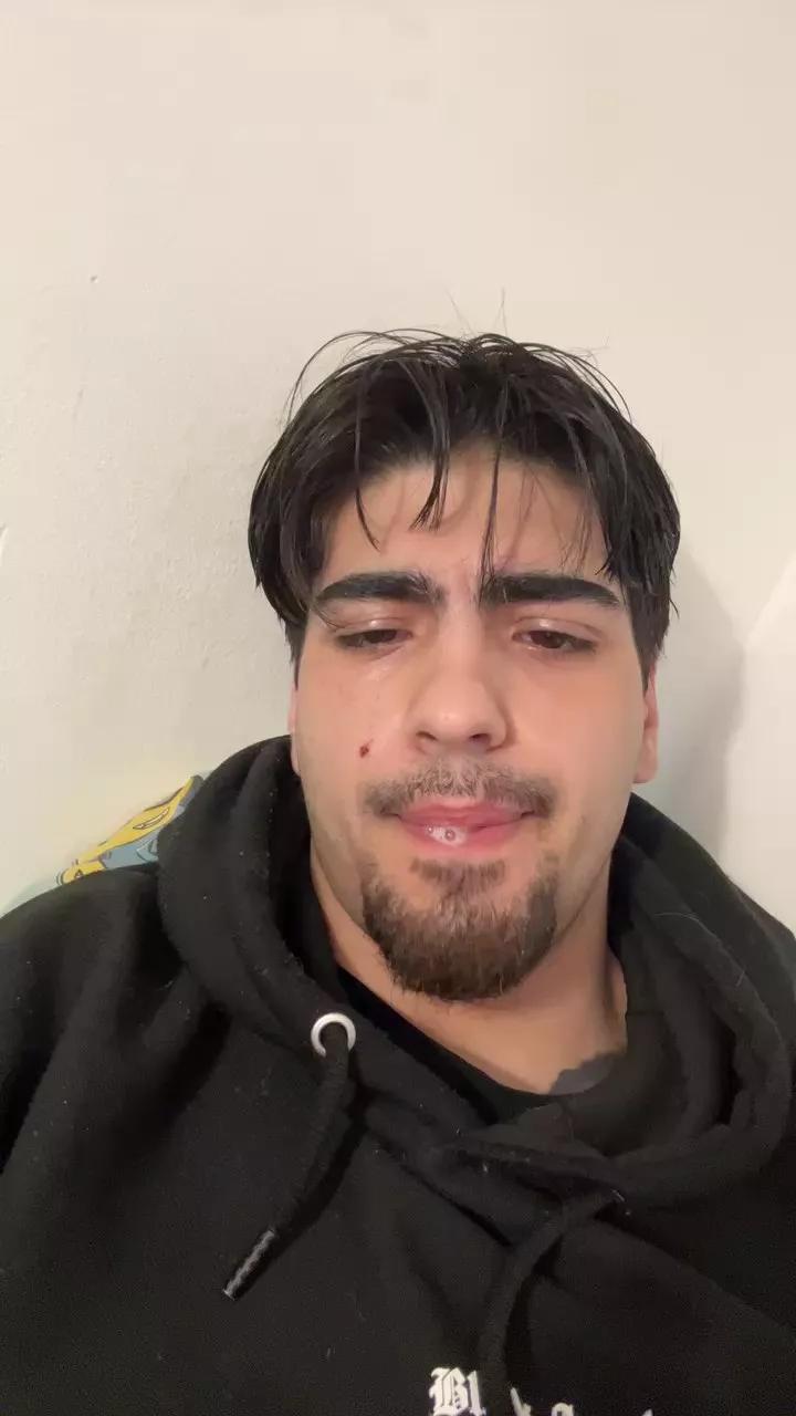 Jovencitobcn21 on Cam4 