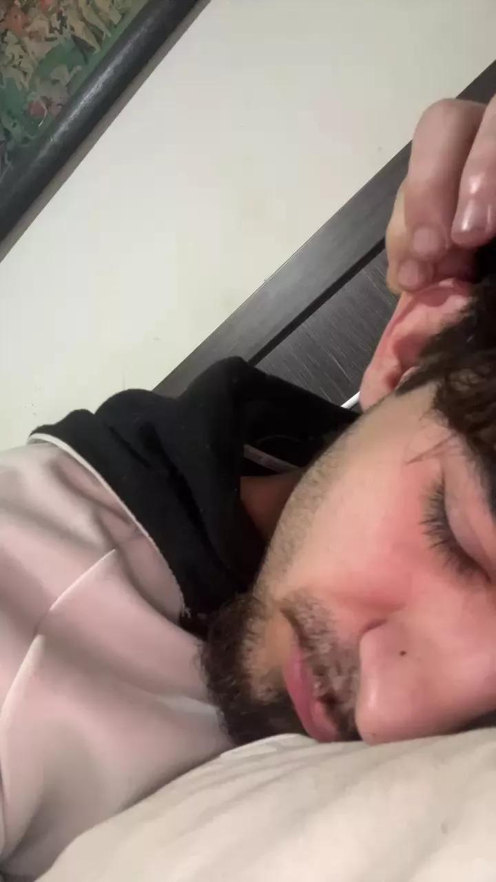 Jovencitobcn21 on Cam4 