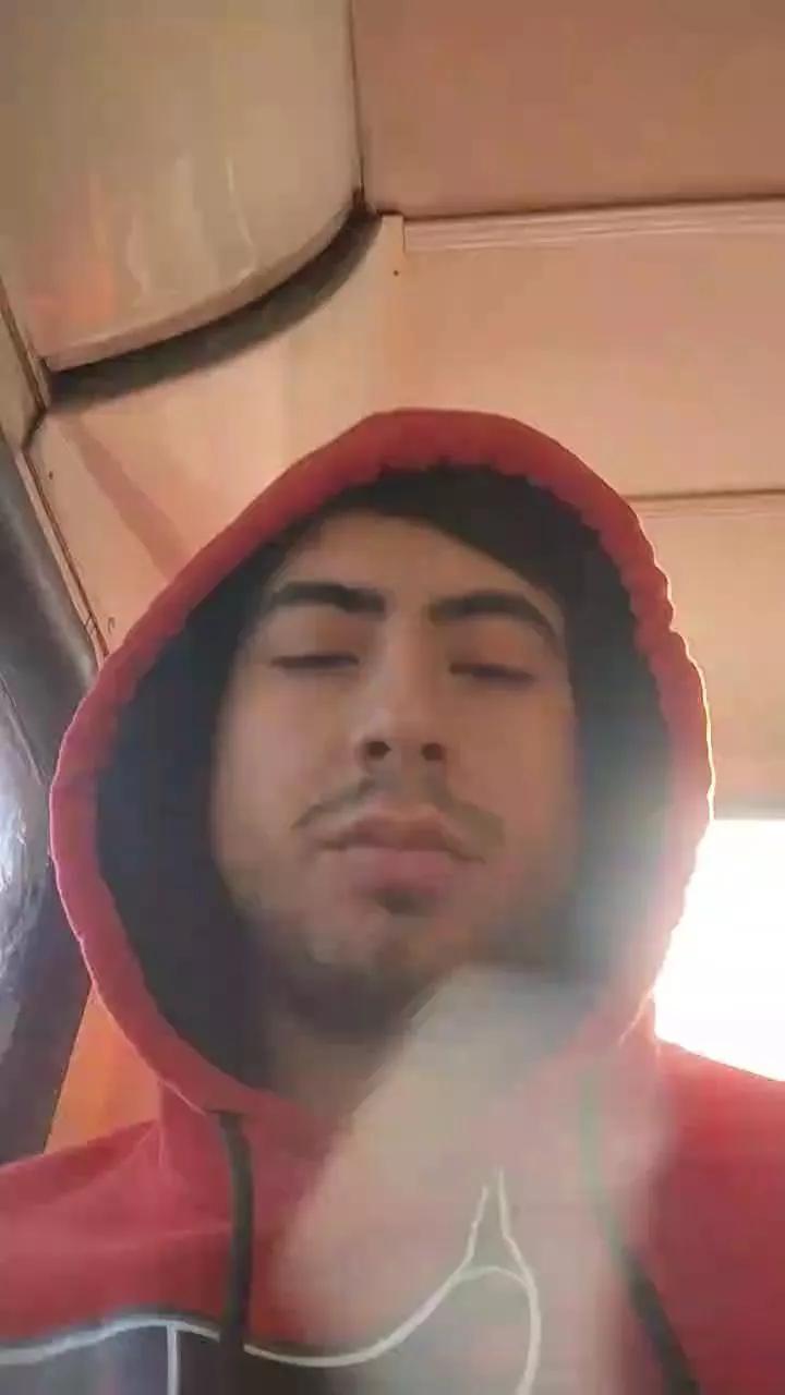 jovendotado420 on Cam4 