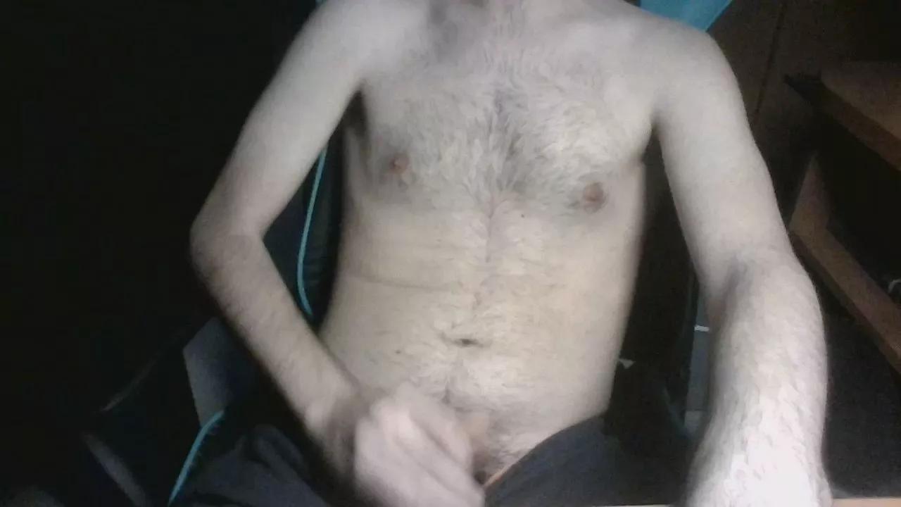 Jovenpelud97 on Cam4 