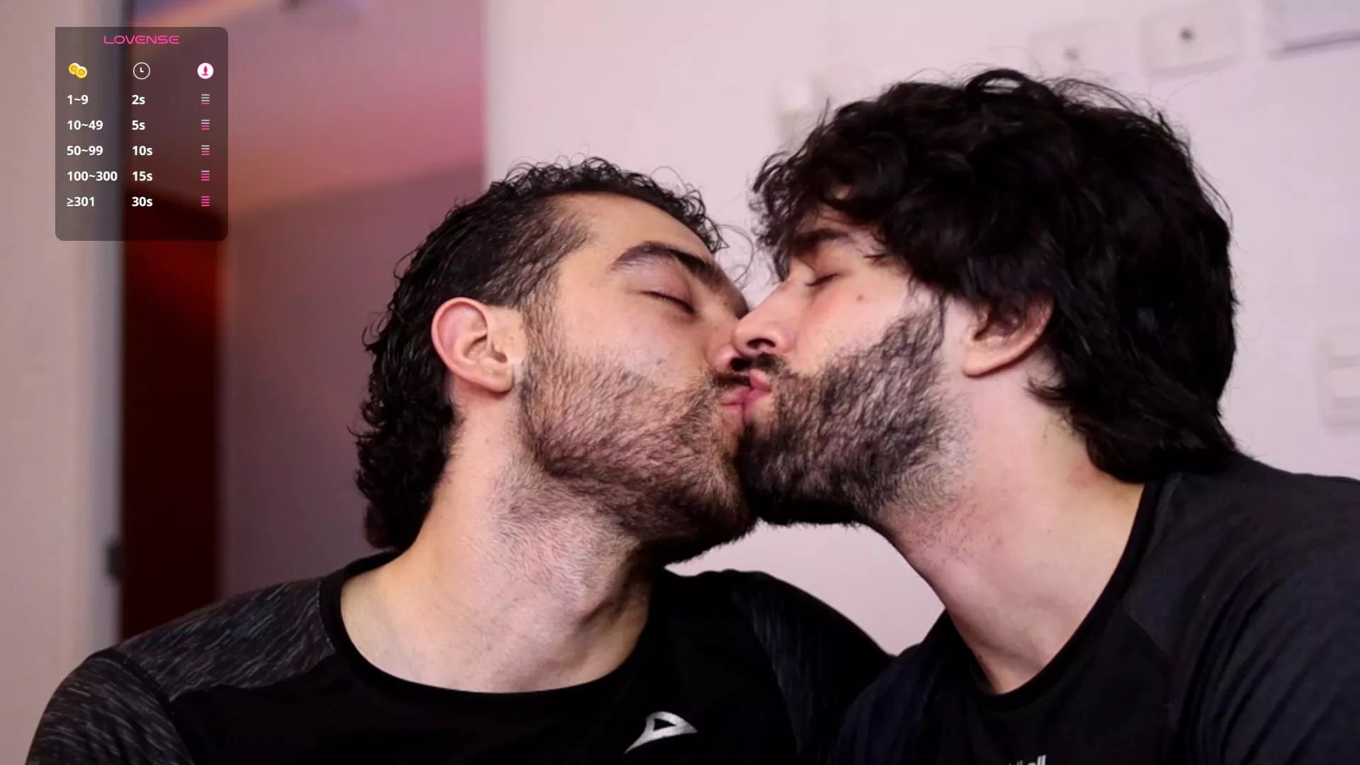 Offline juanrizzo on Cam4