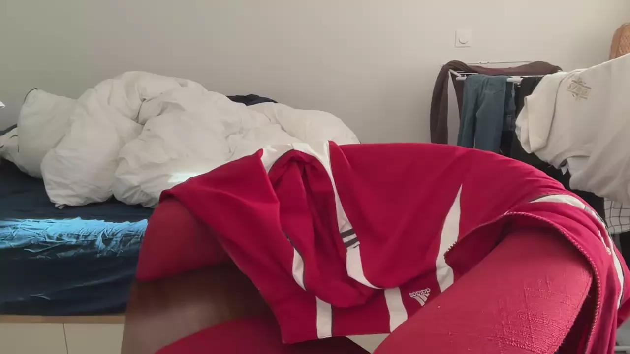 jules300 on Cam4 