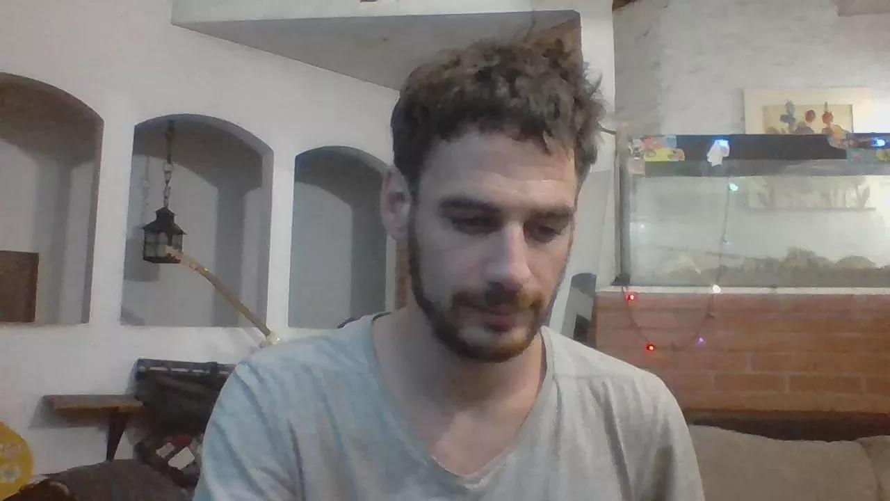 julijuli123_Por on Cam4 